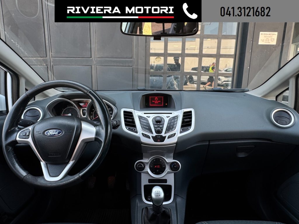 FORD Fiesta 1.4 5 porte Bz.- GPL Titanium - 6