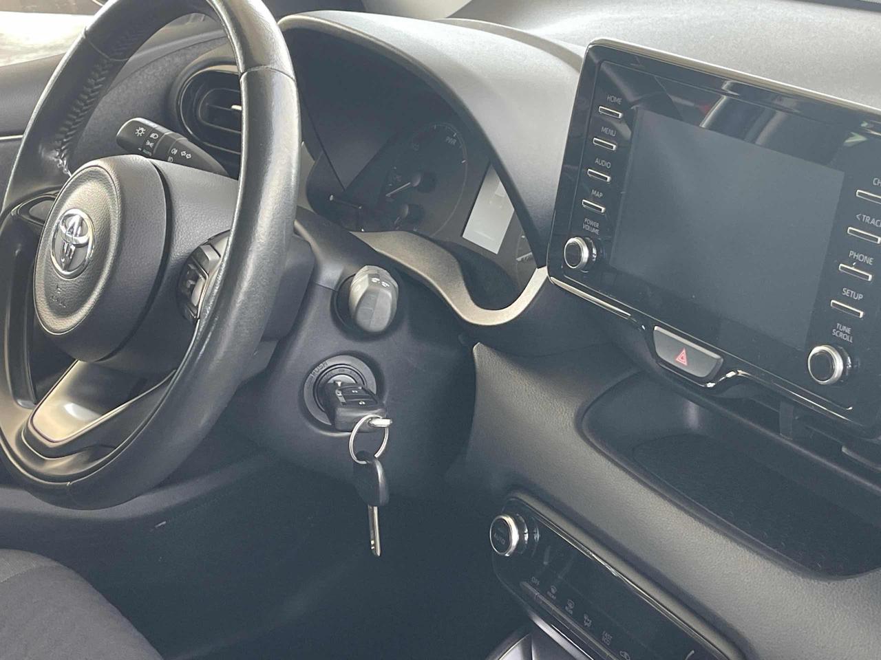 TOYOTA Yaris 1.5 Hybrid 5 porte Style Automatica Navi - 9