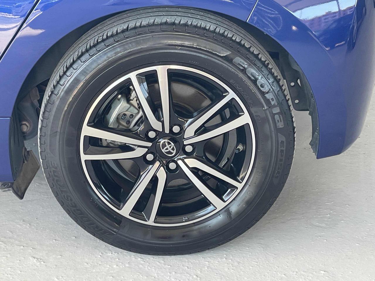 TOYOTA Yaris 1.5 Hybrid 5 porte Style Automatica Navi - 3
