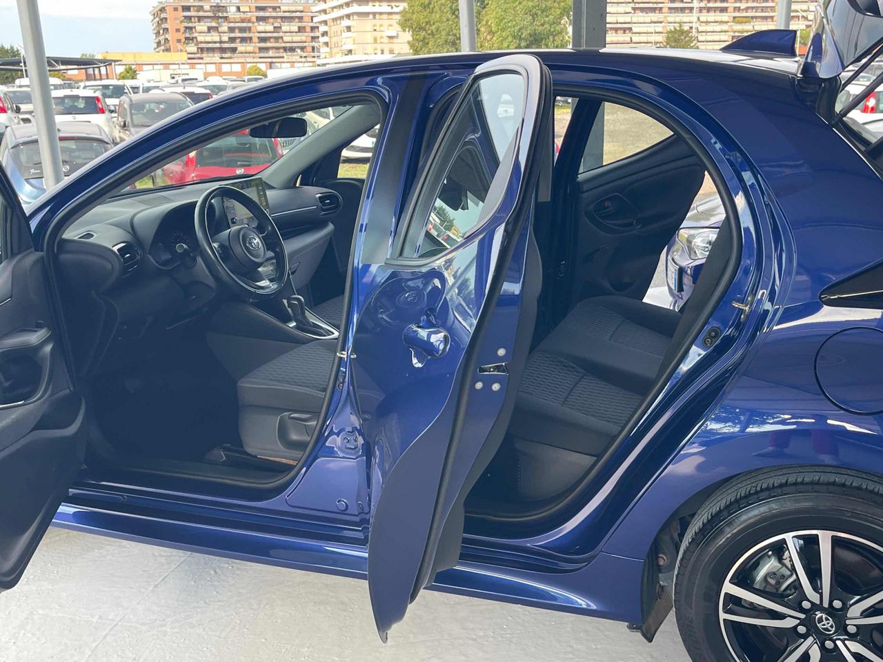 TOYOTA Yaris 1.5 Hybrid 5 porte Style Automatica Navi - 31