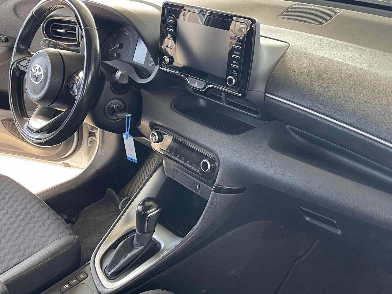 TOYOTA Yaris 1.5 Hybrid 5 porte Business Automatica - 18