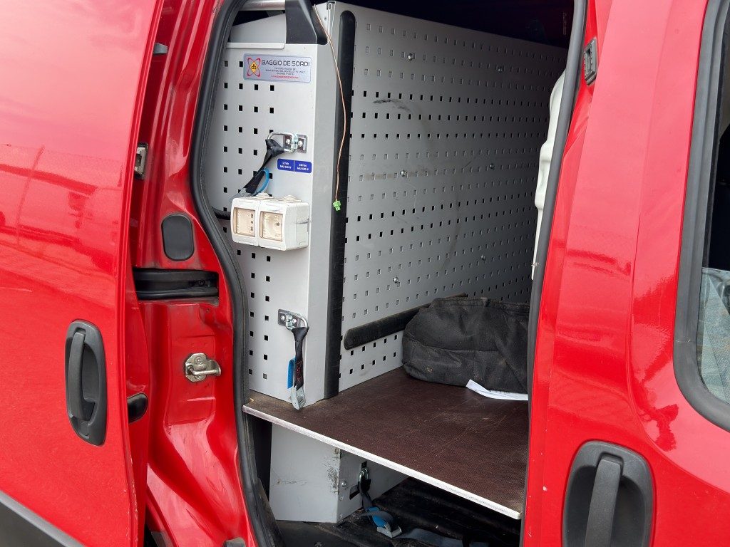 FIAT Fiorino 1.3 MJT Adventure - 8