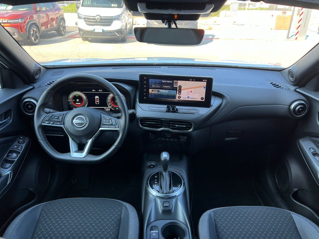 NISSAN Juke 1.6 HEV N-Connecta - 9