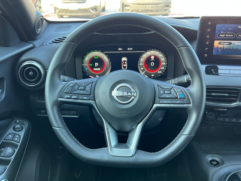 NISSAN Juke 1.6 HEV N-Connecta - 11