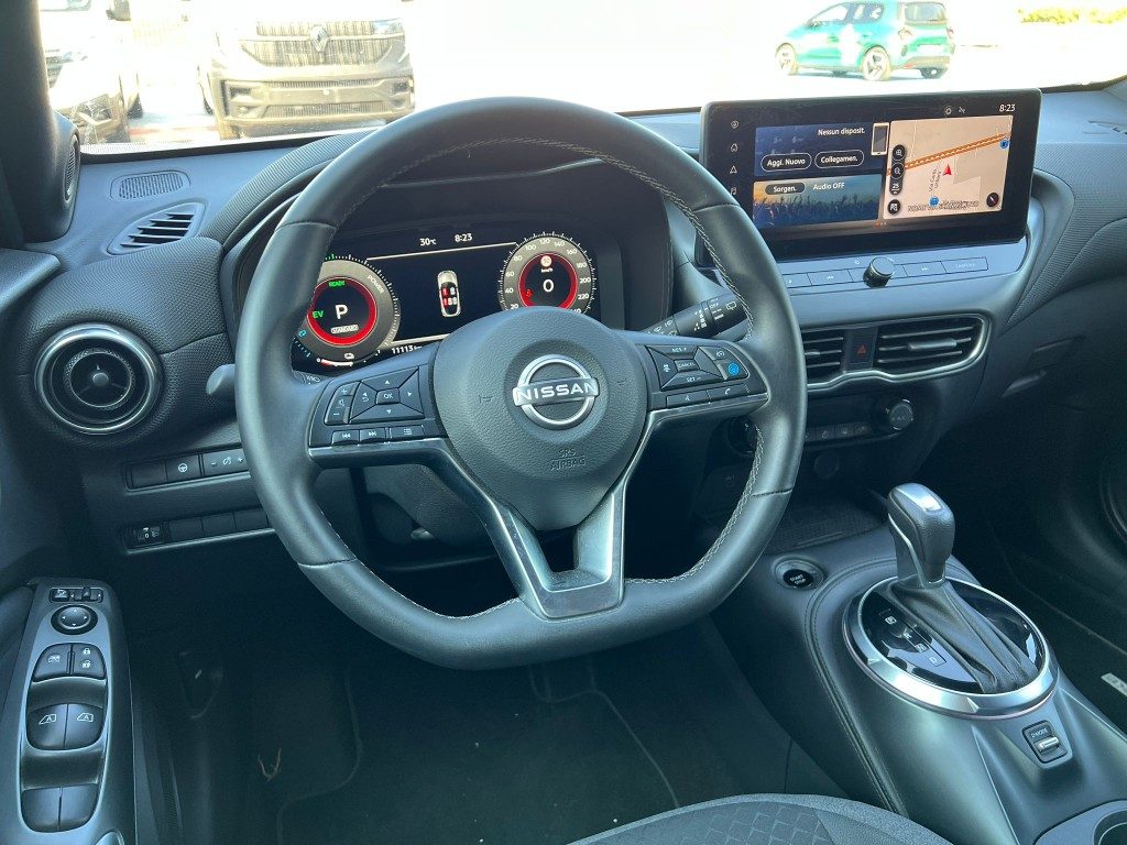 NISSAN Juke 1.6 HEV N-Connecta - 12