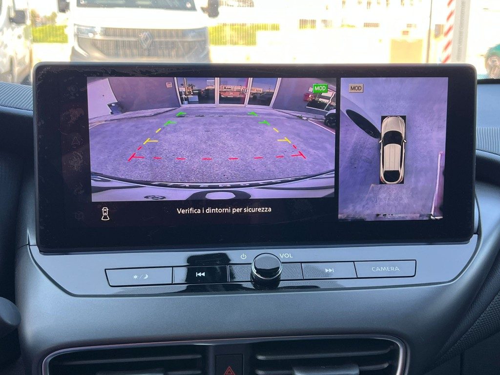NISSAN Juke 1.6 HEV N-Connecta - 15