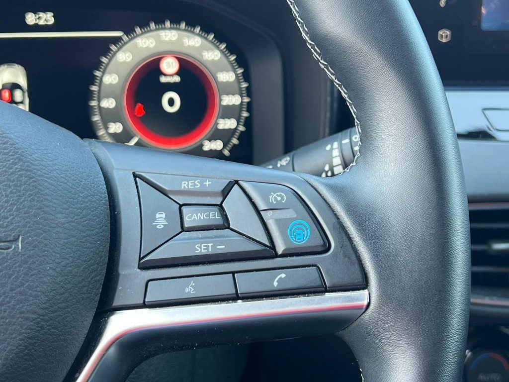 NISSAN Juke 1.6 HEV N-Connecta - 17