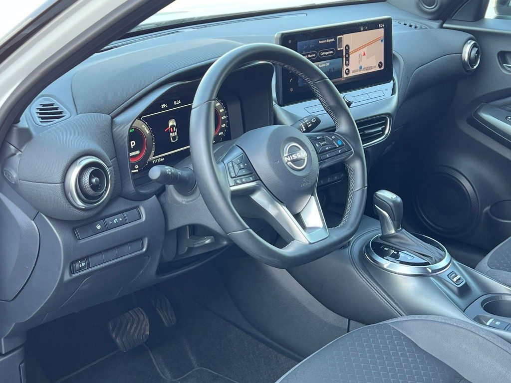 NISSAN Juke 1.6 HEV N-Connecta - 19