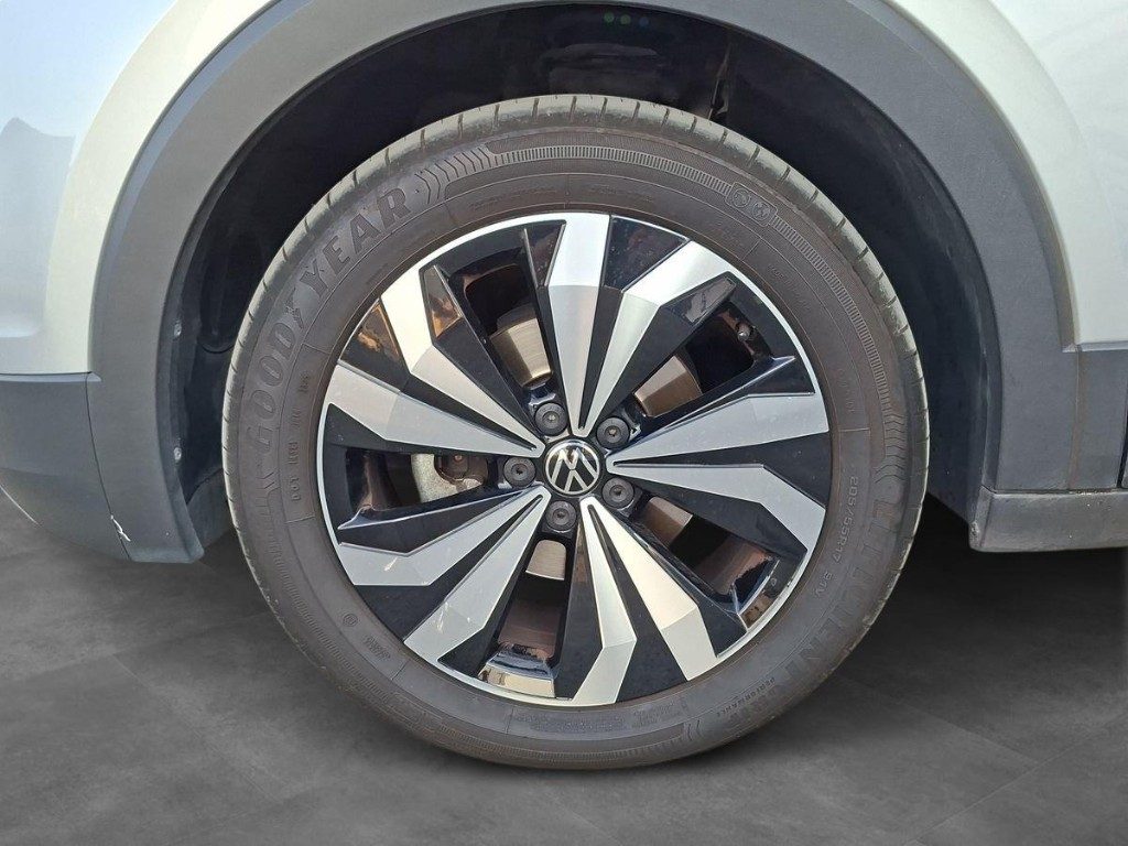 VOLKSWAGEN T-Cross 1.0 TSI 110 CV - 4