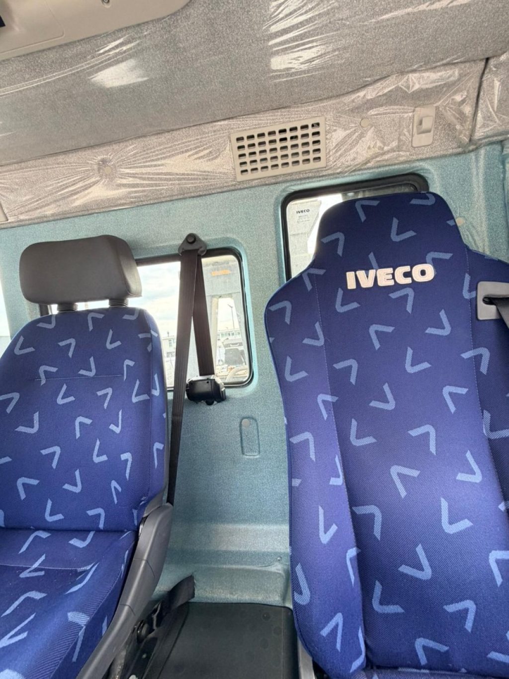 IVECO MAGIRUS TRAKKER 4X4 190TW E4 - 13