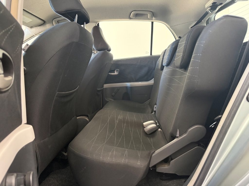 TOYOTA Yaris 1.3 5 porte M-MT SOL - 18