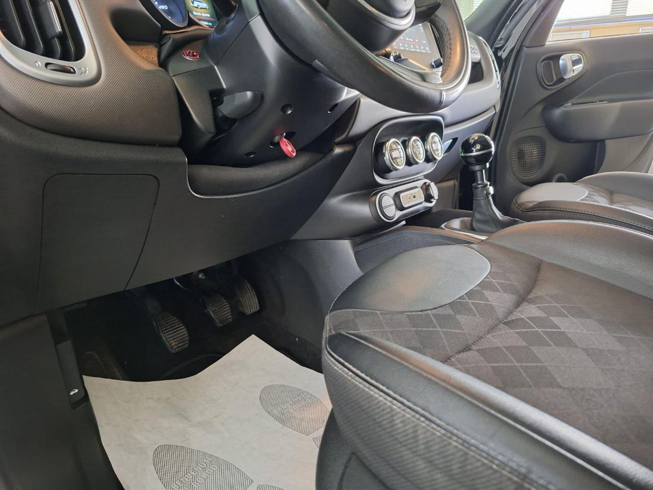 FIAT 500L 1.3 Multijet 95 CV Lounge TETTO PANORAMA - 15