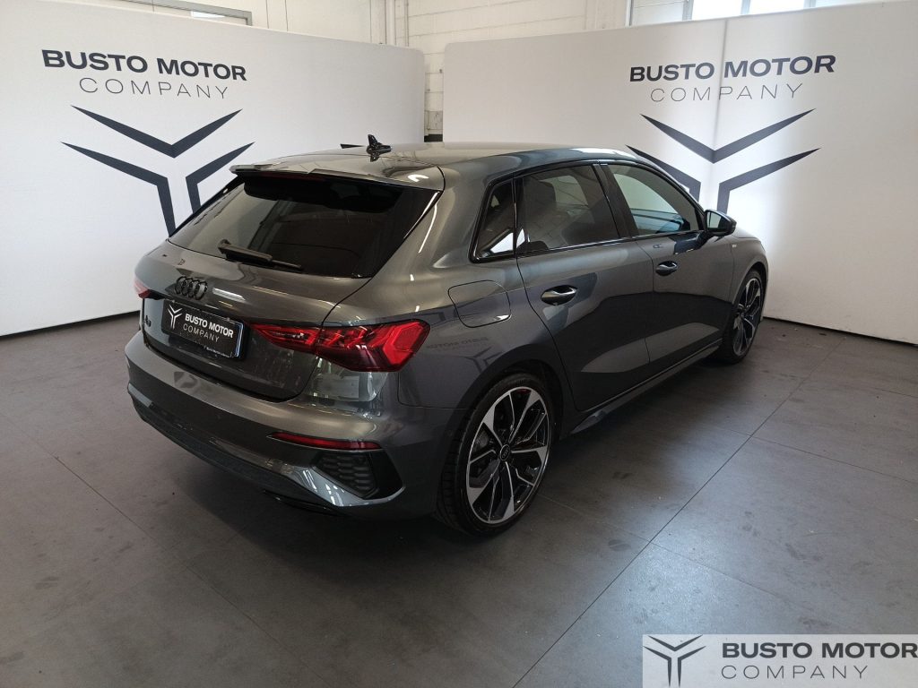 AUDI A3 Sportback 35 TFSI mhev S tronic S line Edition - 4