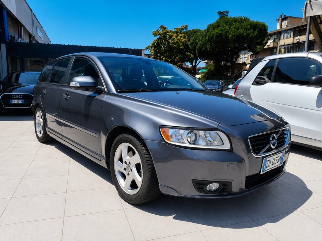 VOLVO V50 D2 Unico Proprietario Neopatentati Bluetooth - 3