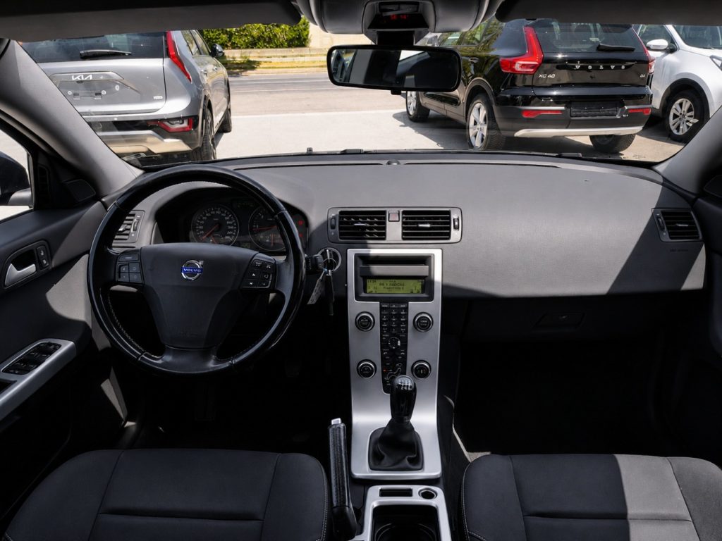 VOLVO V50 D2 Unico Proprietario Neopatentati Bluetooth - 13
