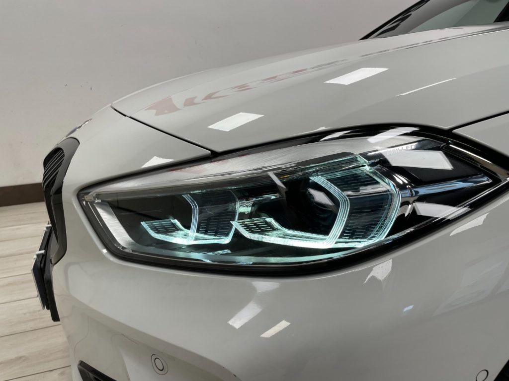 BMW 116 D M-SPORT AUTO - 12