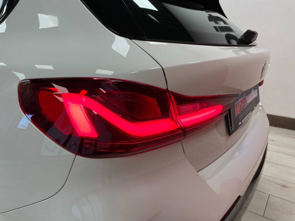 BMW 116 D M-SPORT AUTO - 13