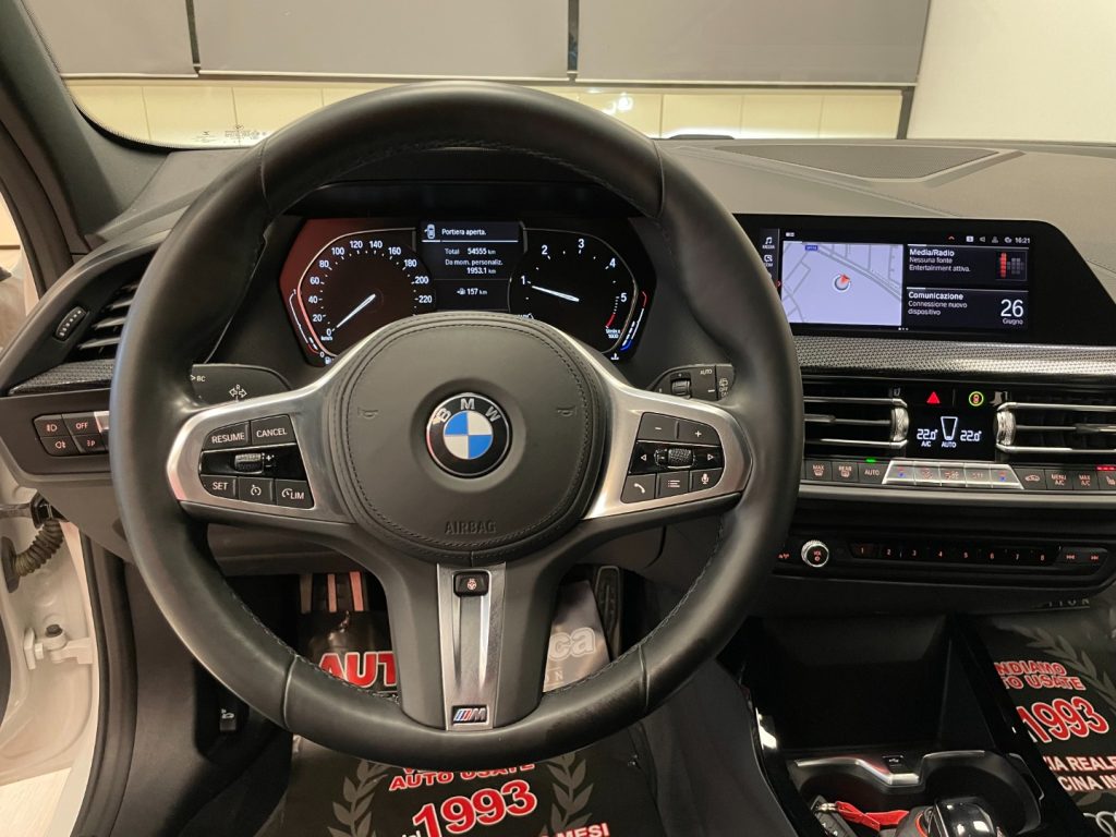 BMW 116 D M-SPORT AUTO - 20