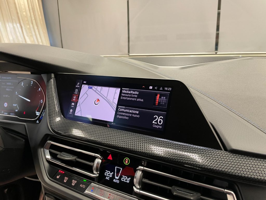 BMW 116 D M-SPORT AUTO - 50
