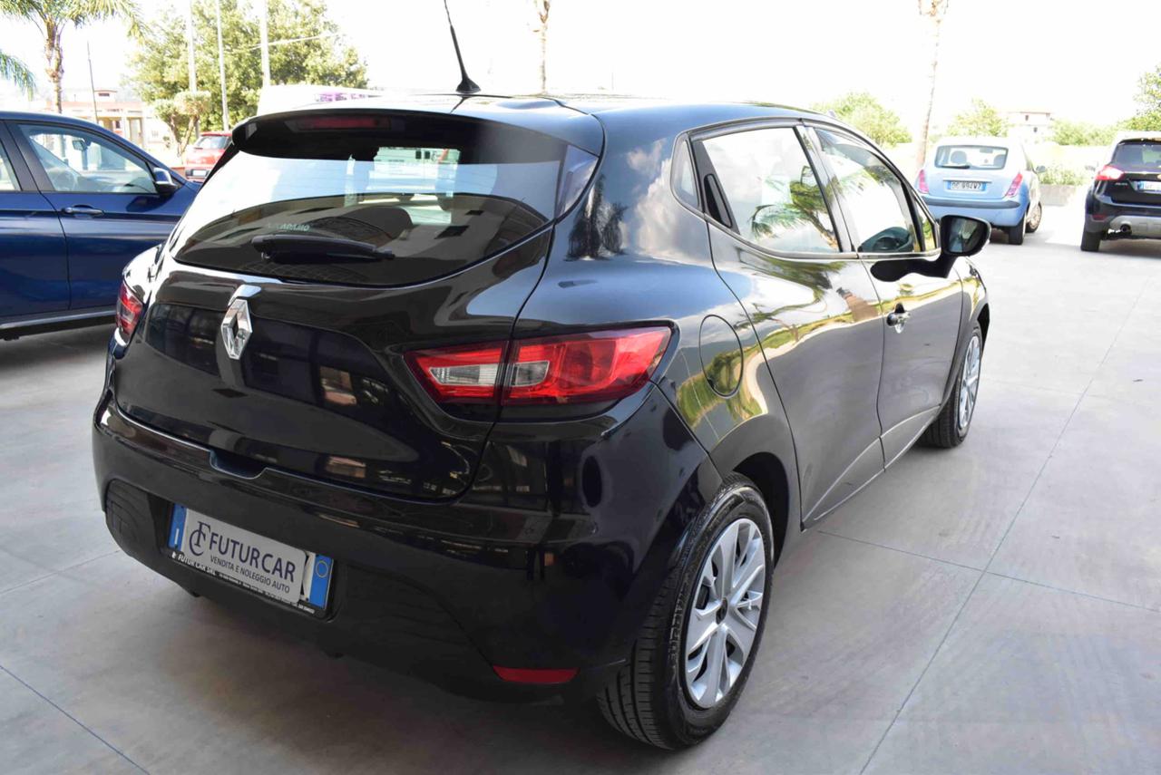 RENAULT Clio 1.5 dCi 8V 75CV 5 porte Live - 13
