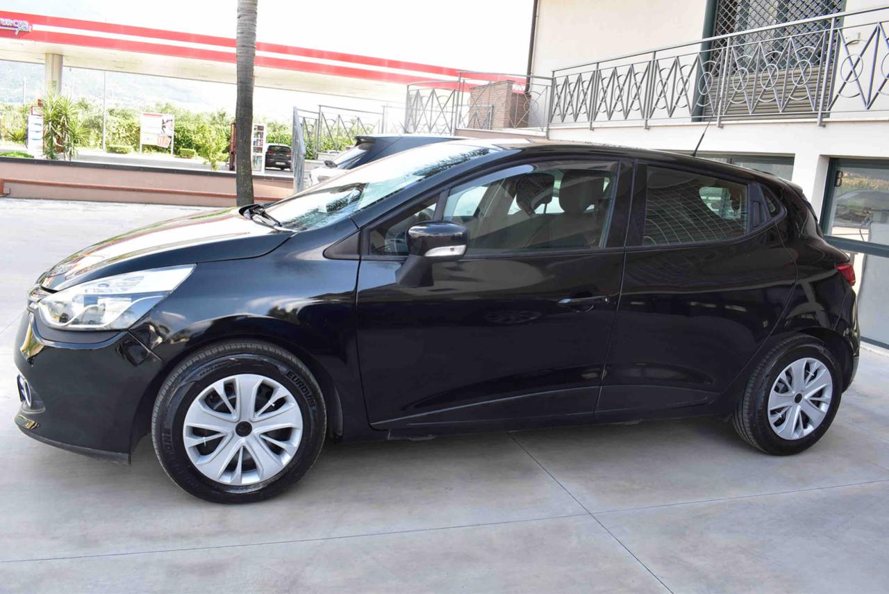 RENAULT Clio 1.5 dCi 8V 75CV 5 porte Live - 5