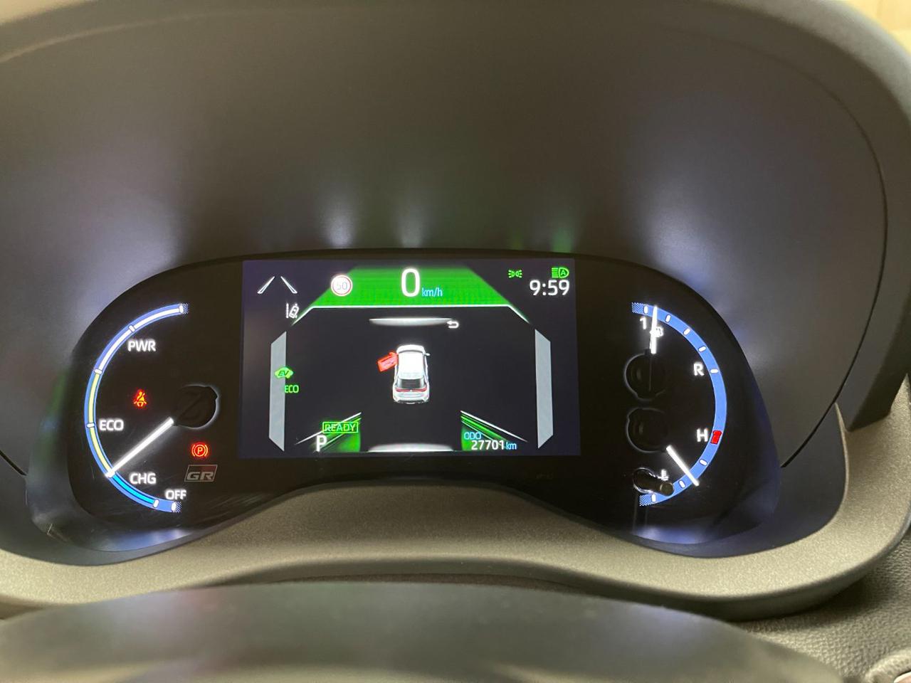 Yaris Cross 19