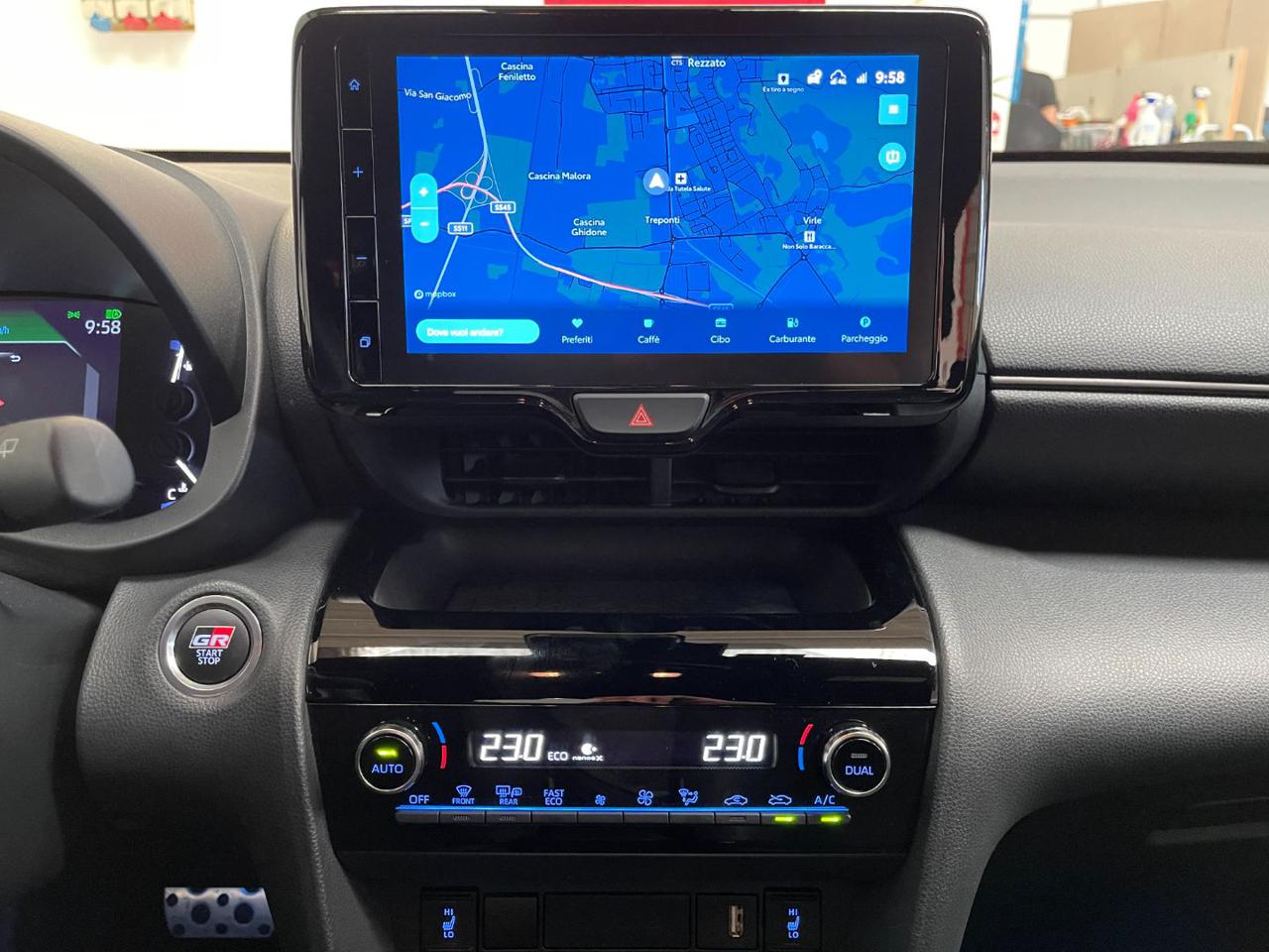 Yaris Cross 18