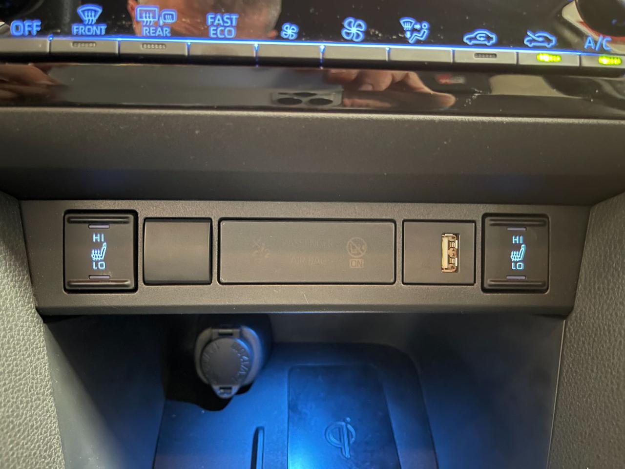 Yaris Cross 24
