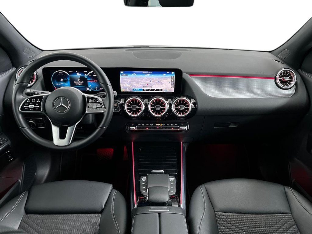 MERCEDES-BENZ GLA 180 d Automatic Sport Plus - 9