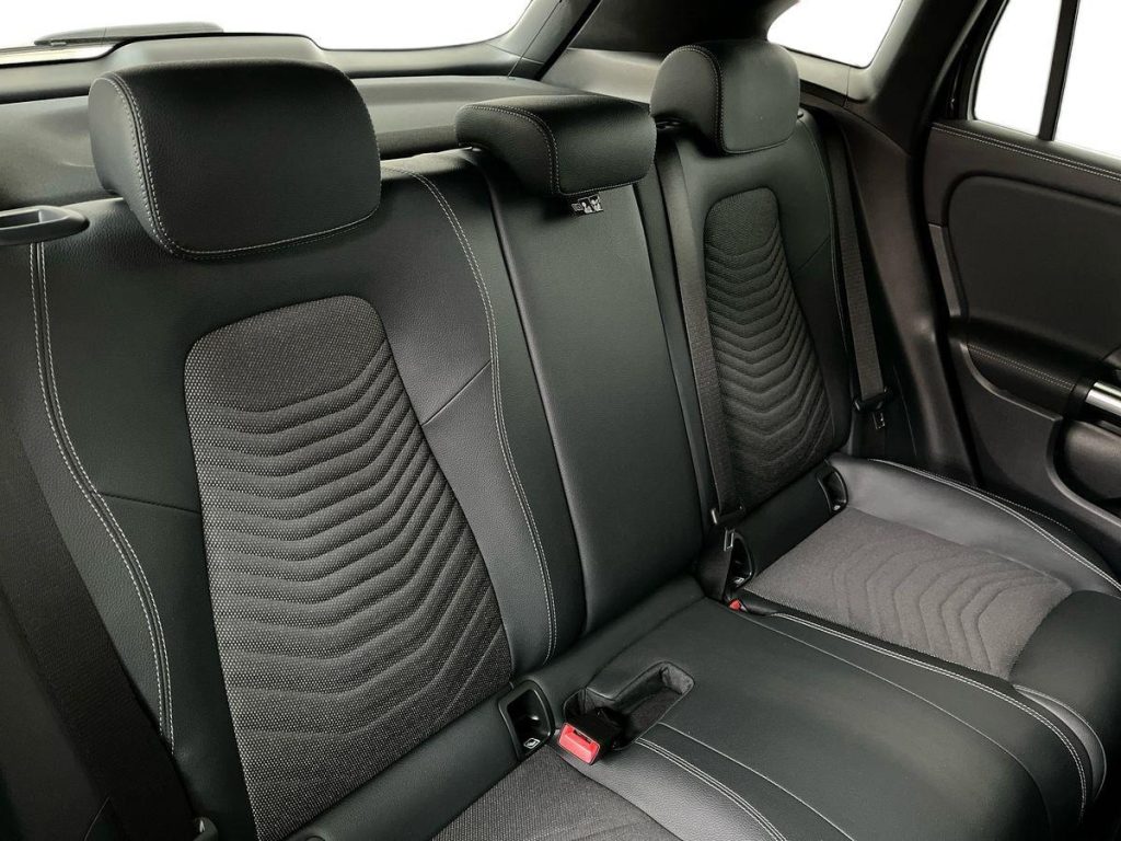MERCEDES-BENZ GLA 180 d Automatic Sport Plus - 15