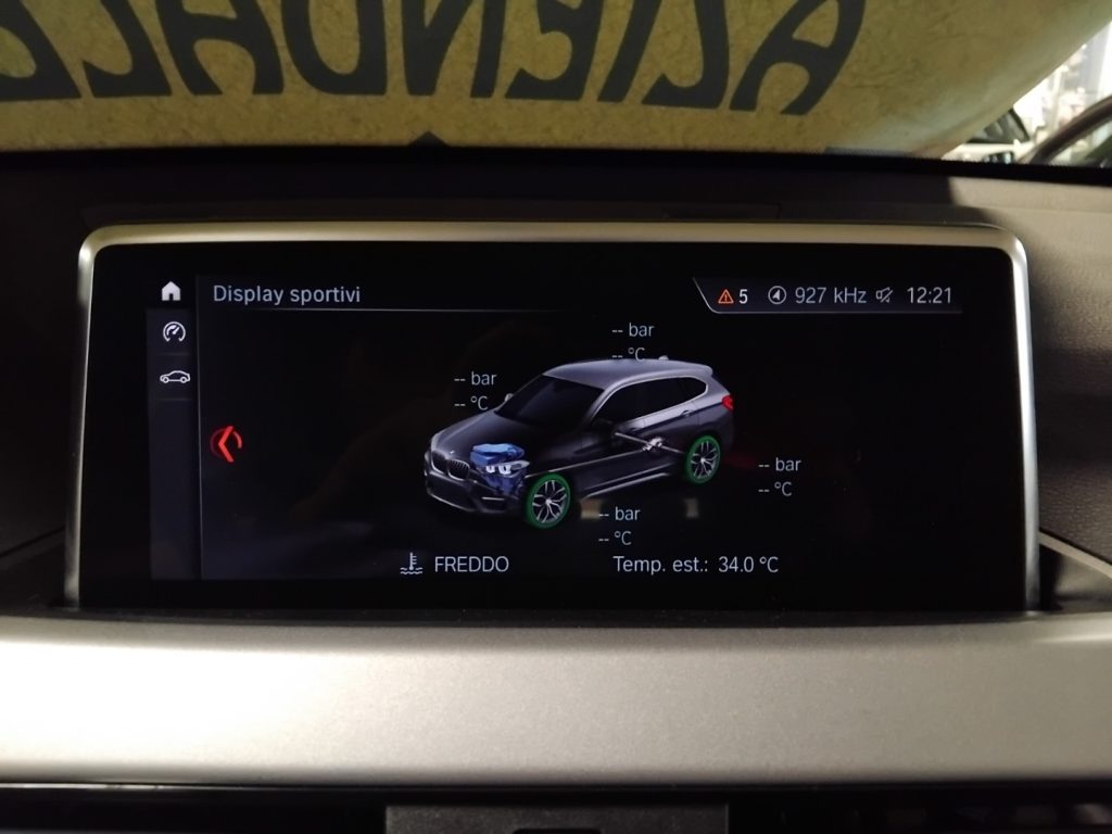 BMW X1 xDrive 2.0 d Advantage steptr. C/GRIMALDI SP.DAY - 27