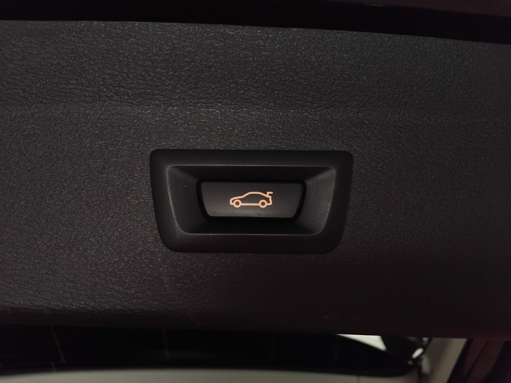 BMW X1 xDrive 2.0 d Advantage steptr. C/GRIMALDI SP.DAY - 8