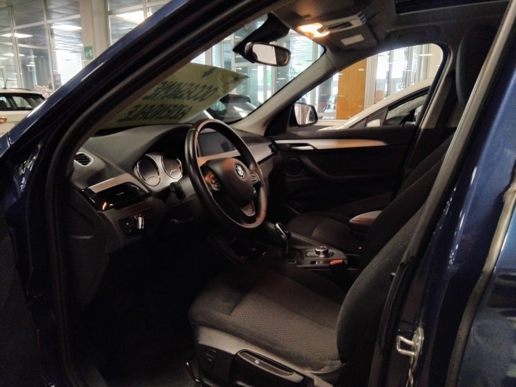 BMW X1 xDrive 2.0 d Advantage steptr. C/GRIMALDI SP.DAY - 16