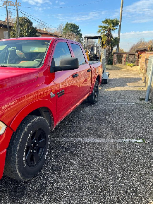 DODGE RAM Rosso pastello