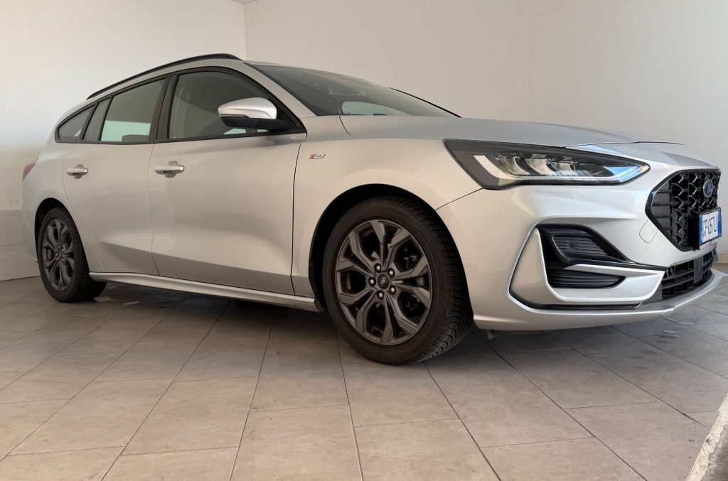 FORD Focus 1.0 EcoBoost Hybrid 155 CV Powershift SW ST-Line X - 2