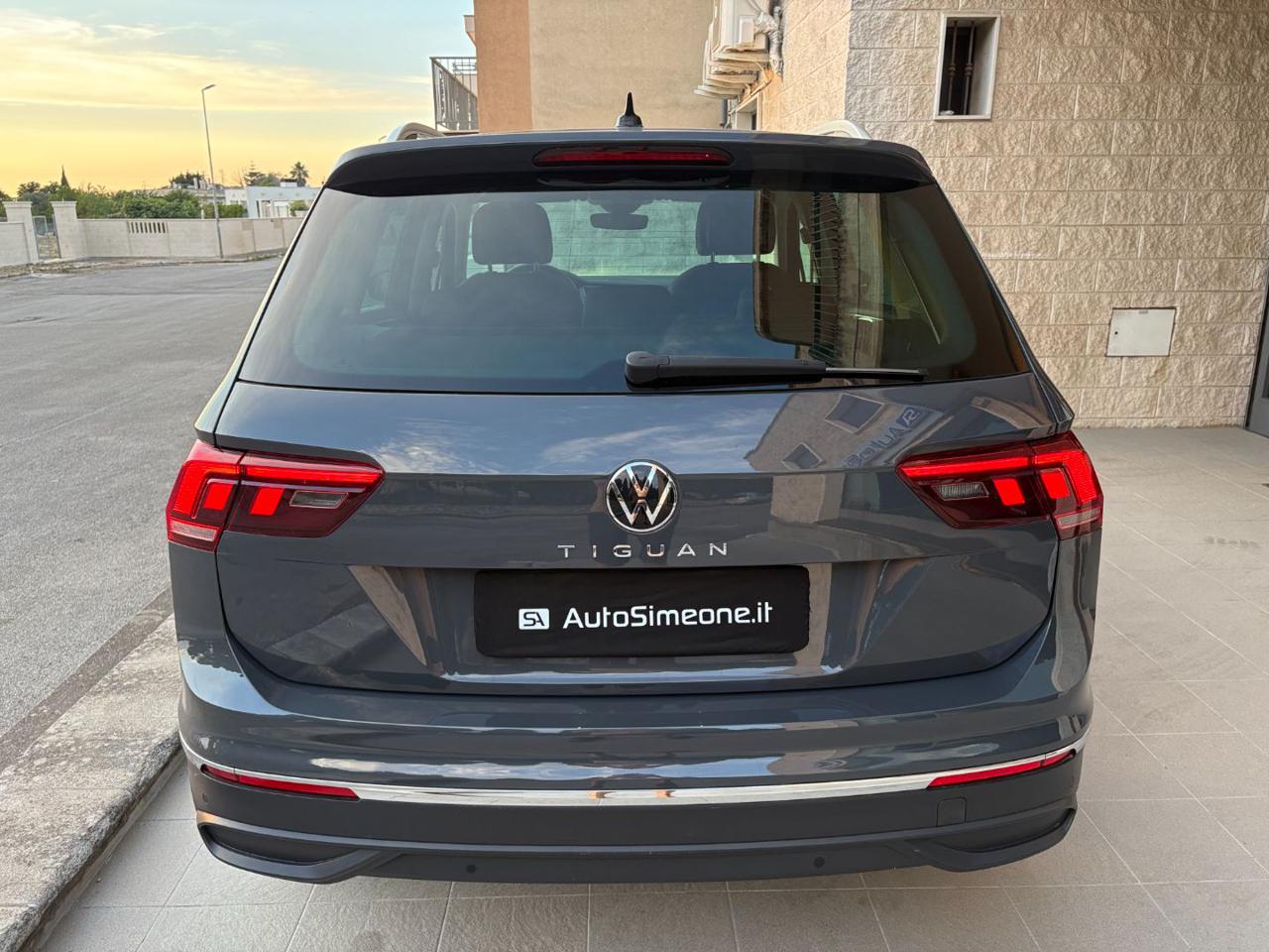 VOLKSWAGEN Tiguan 2.0 TDI 150 CV SCR DSG Life - 6