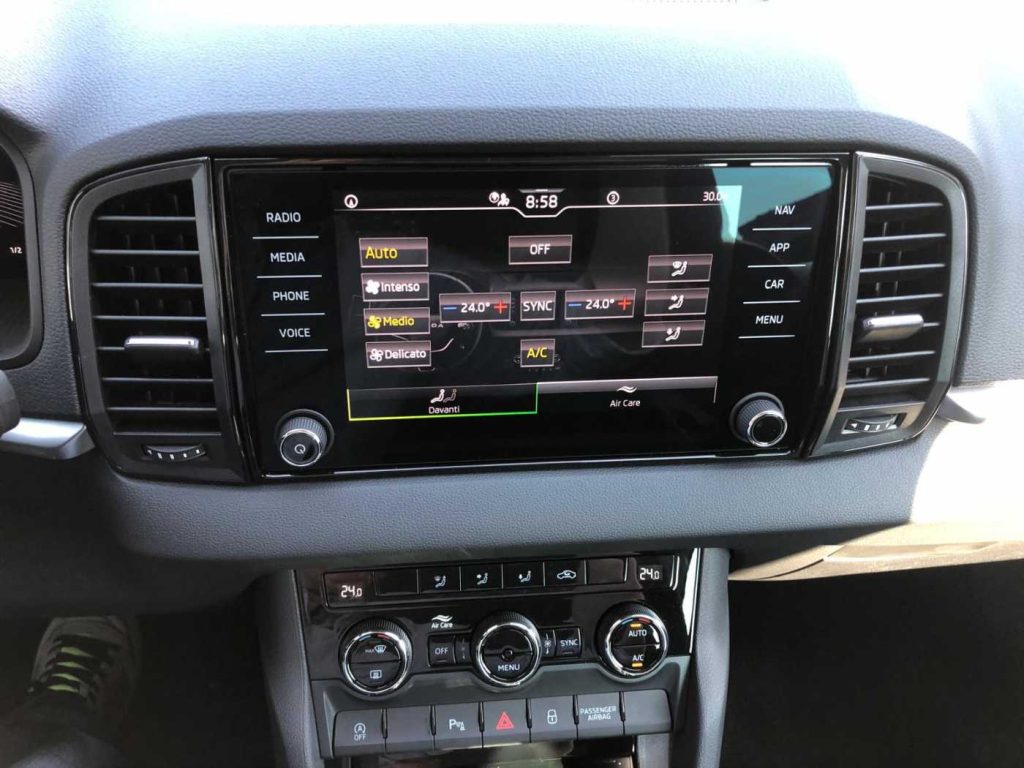 SKODA Karoq 2.0 TDI SCR DSG Executive - 14