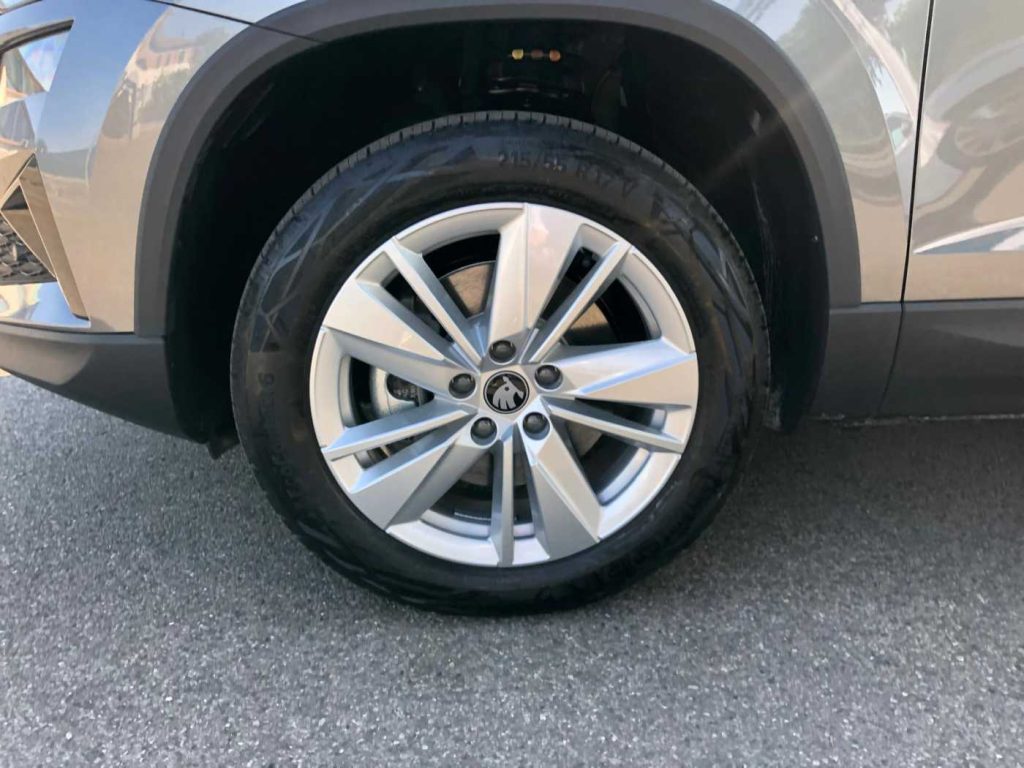 SKODA Karoq 2.0 TDI SCR DSG Executive - 20
