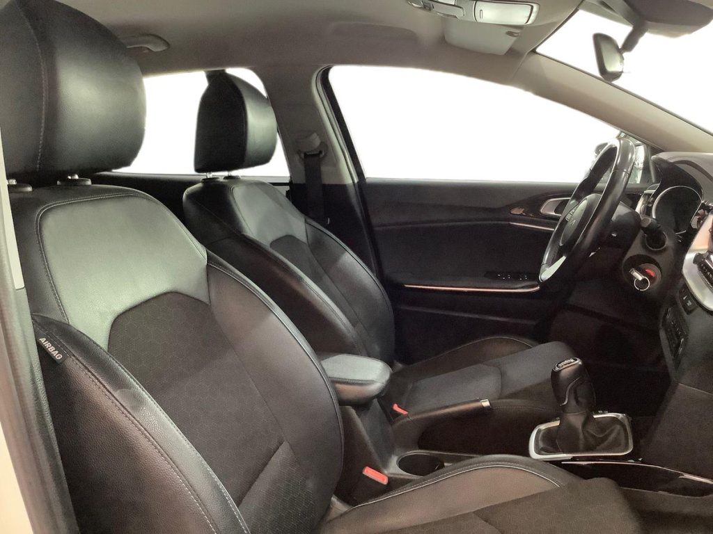 KIA XCeed 1.5 T-GDi 160 CV MHEV iMT Business - 10