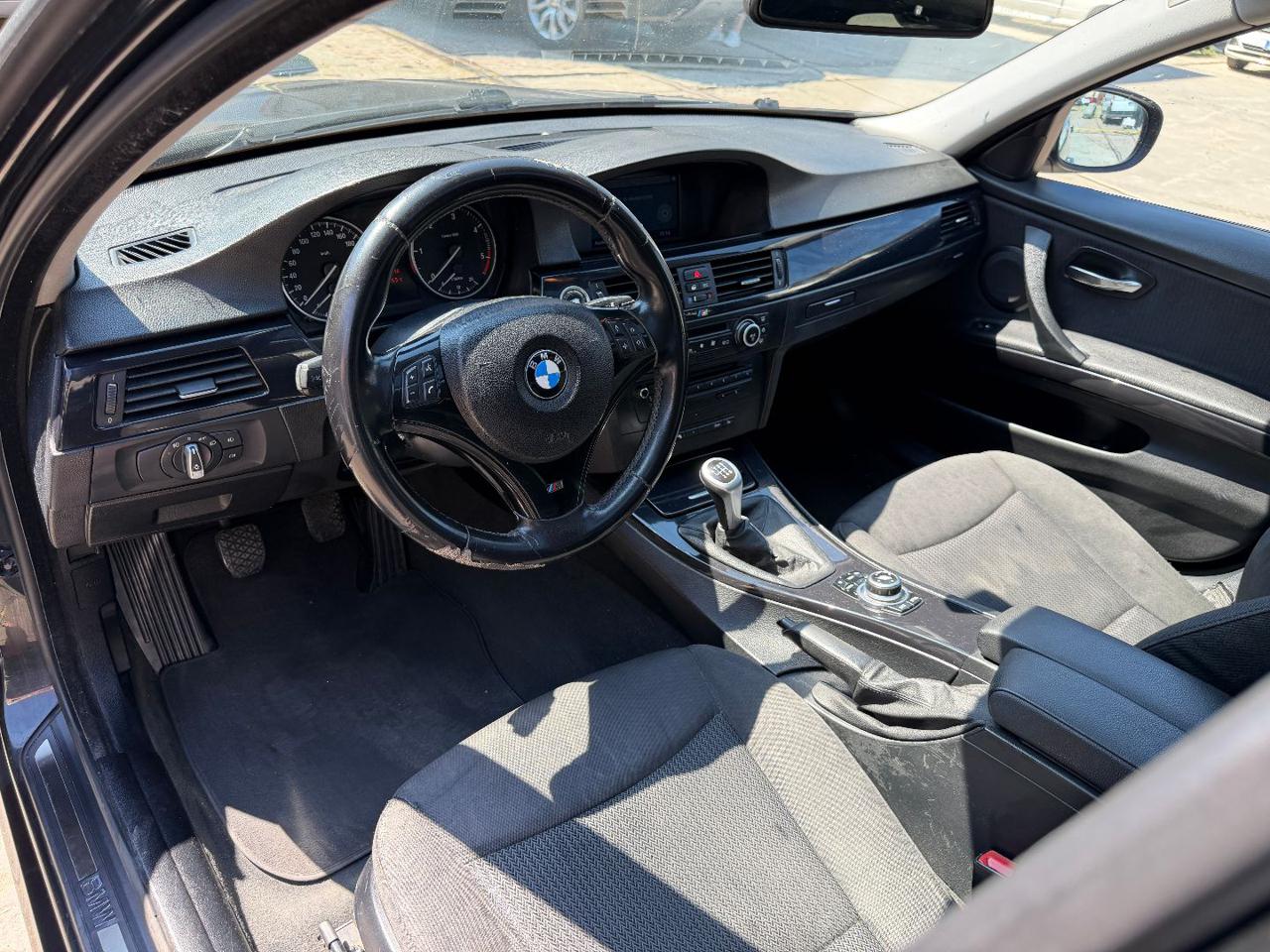 BMW 320 d cat Futura - 11