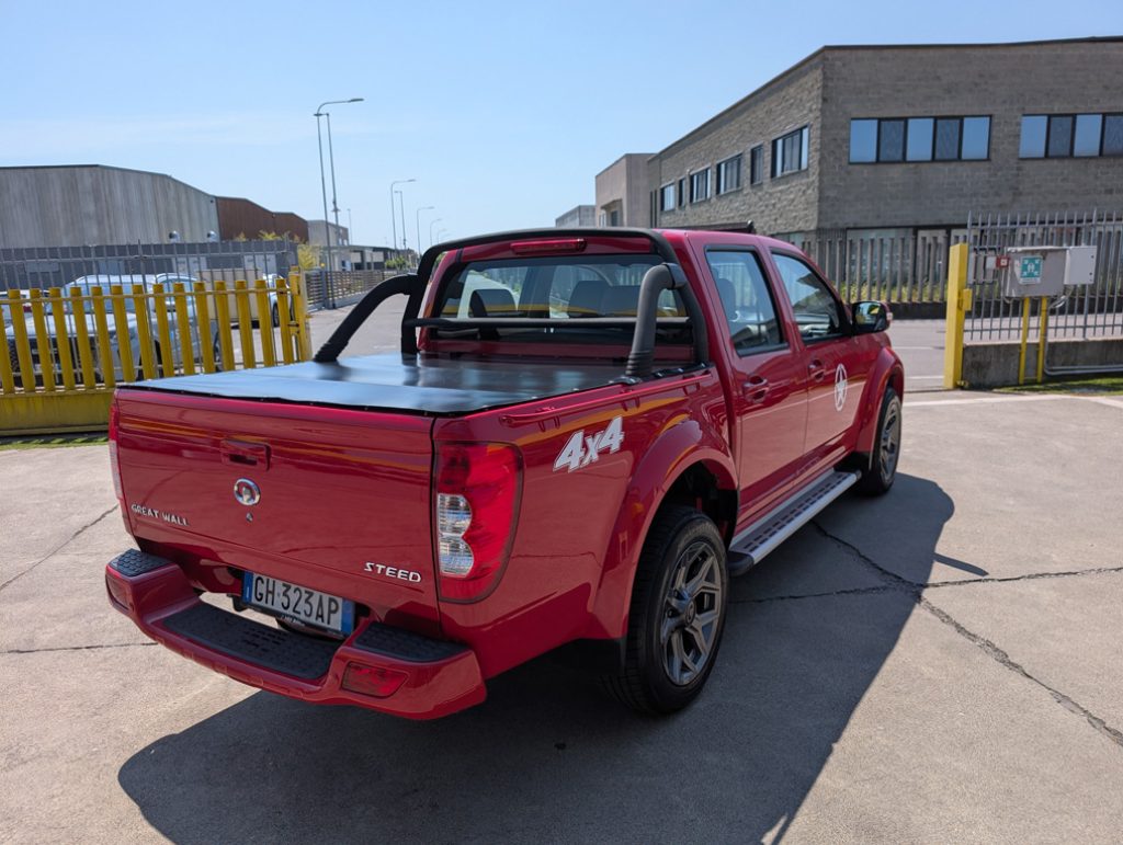 GREAT WALL Steed 2.4 Ecodual 4WD Premium - 5