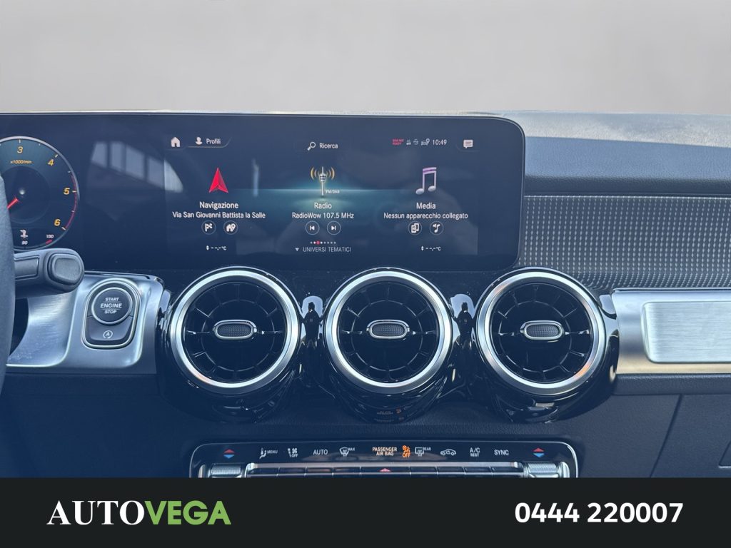 MERCEDES-BENZ GLB 200 200 d premium 4matic auto - 10