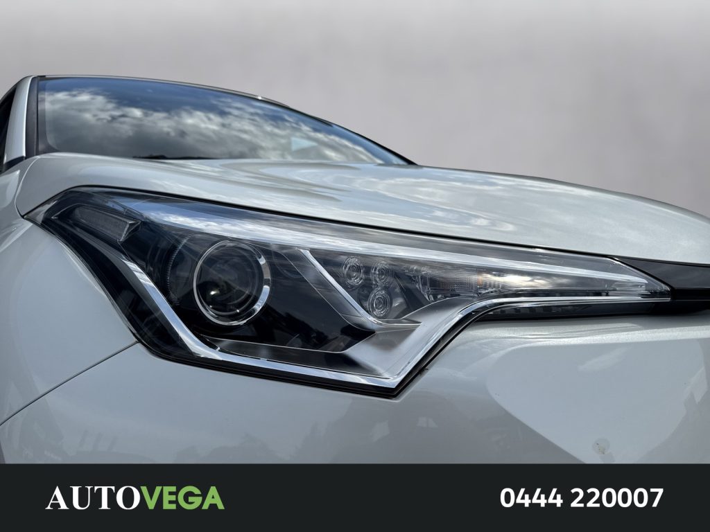 TOYOTA C-HR 1.8h lounge 2wd e-cvt my18 - 19