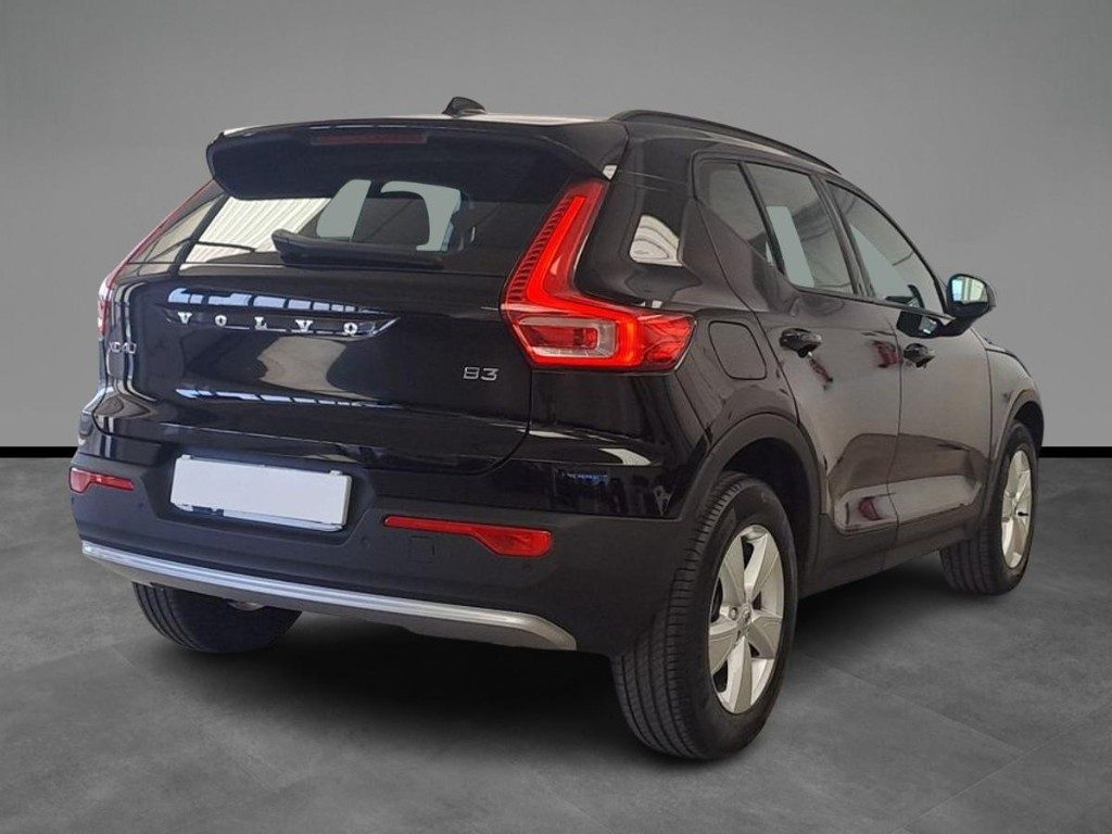 VOLVO XC40 B3 automatico - 15