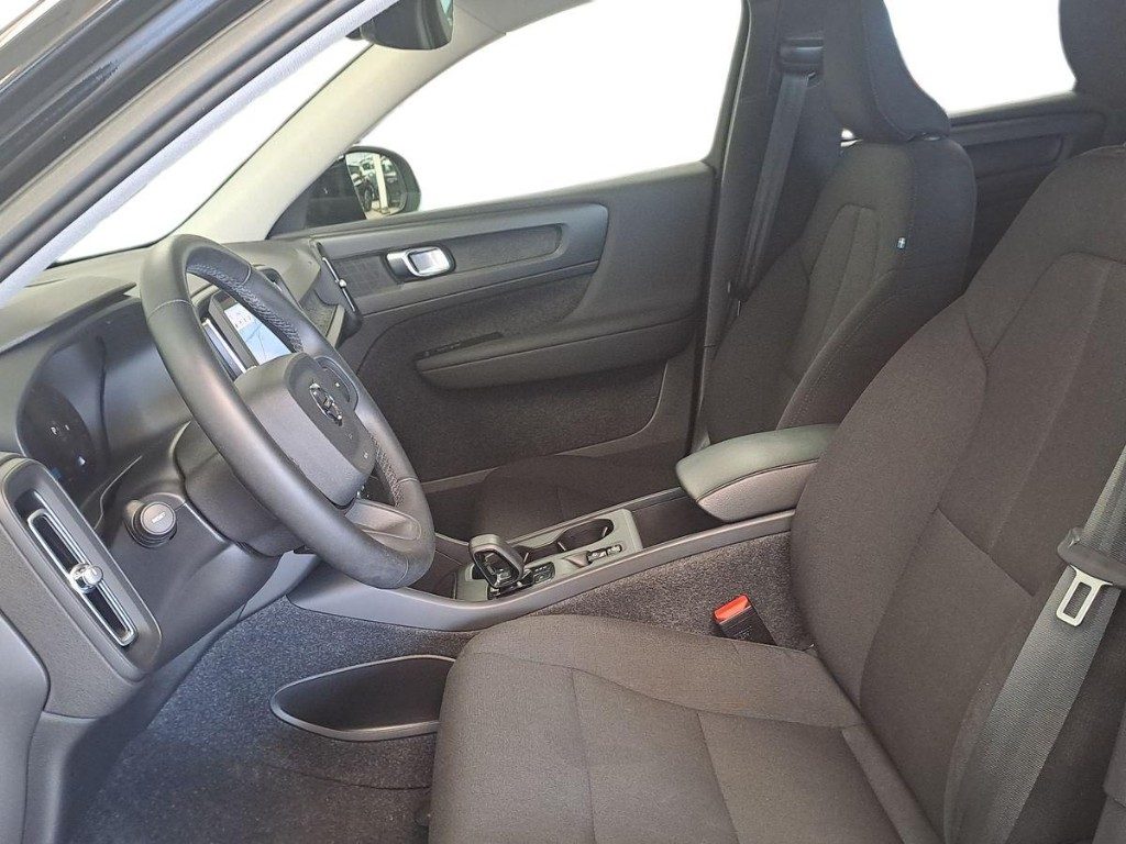 VOLVO XC40 B3 automatico - 8