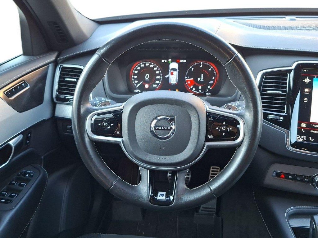 VOLVO XC90 B5 (d) AWD - 9