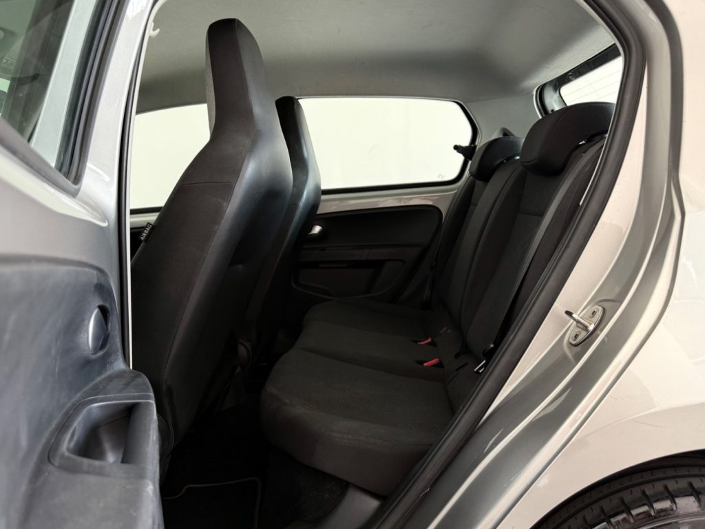 VOLKSWAGEN up! 1.0 75 CV 5p. high up! - 14