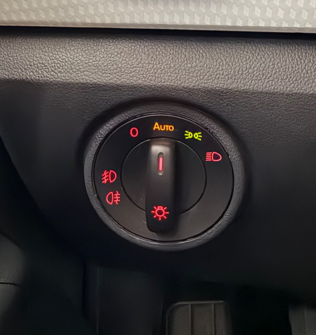 VOLKSWAGEN up! 1.0 75 CV 5p. high up! - 18