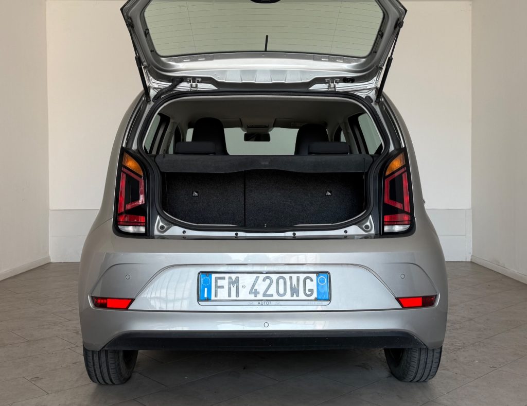 VOLKSWAGEN up! 1.0 75 CV 5p. high up! - 7