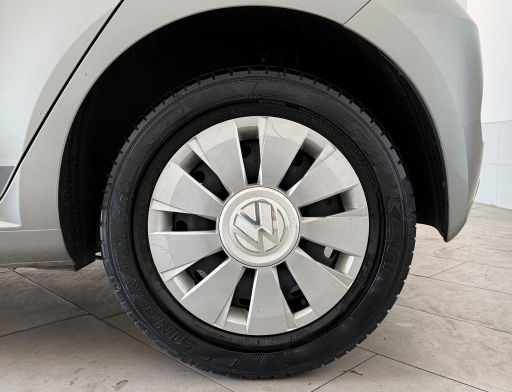 VOLKSWAGEN up! 1.0 75 CV 5p. high up! - 8
